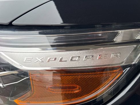 Certified 2022 Ford Explorer ST w/ Equipment Group 401A image 15