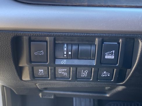 Used 2019 Subaru Outback 3.6R Limited w/ Popular Package #2 AWD/4WD image 14