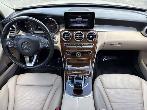 Used 2018 Mercedes-Benz C 300 Sedan image 19