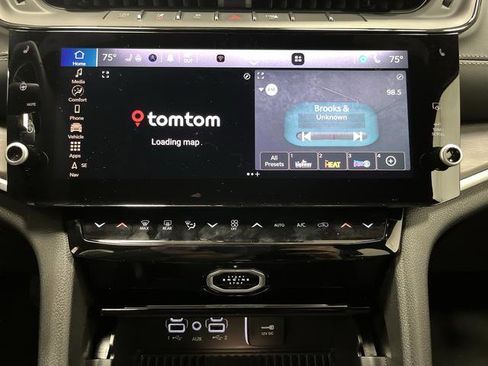 New 2026 Jeep Grand Cherokee L Limited image 9