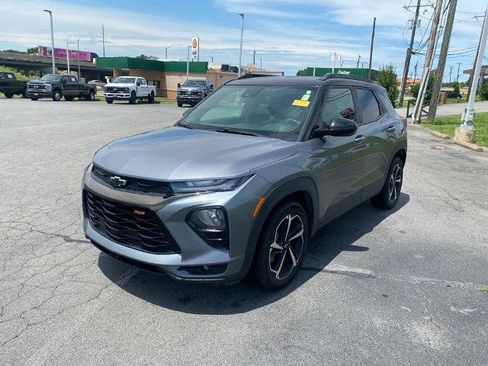 Used 2022 Chevrolet TrailBlazer RS FWD image 3