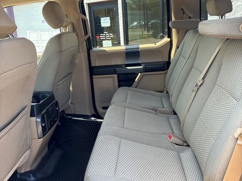 Used 2017 Ford F150 XLT w/ Equipment Group 302A Luxury image 9