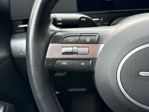 Used 2024 Hyundai Kona SEL AWD/4WD image 32