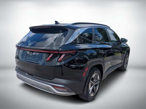 Used 2025 Hyundai Tucson SEL FWD image 3