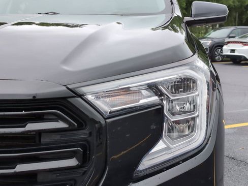 Used 2023 GMC Terrain SLT w/ Elevation Edition FWD image 11