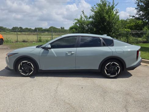 Used 2025 Kia K4 EX FWD image 3