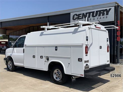 Used 2021 GMC Savana 3500 w/ Power Convenience Package RWD image 6