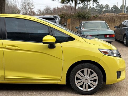 Used 2015 Honda Fit LX image 25