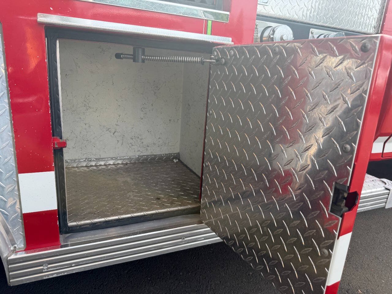 Used 1995 Ford F450 2WD Regular Cab Super Duty image 31