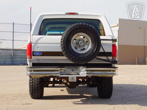 Used 1995 Ford Bronco XLT AWD/4WD image 39
