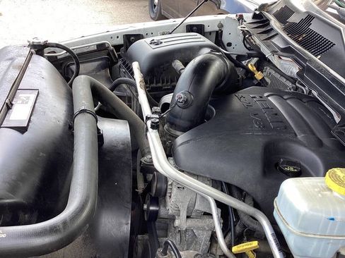 Used 2017 RAM 2500 SLT image 26