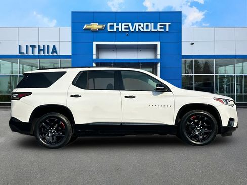 Used 2020 Chevrolet Traverse Premier w/ Redline Edition AWD/4WD image 8