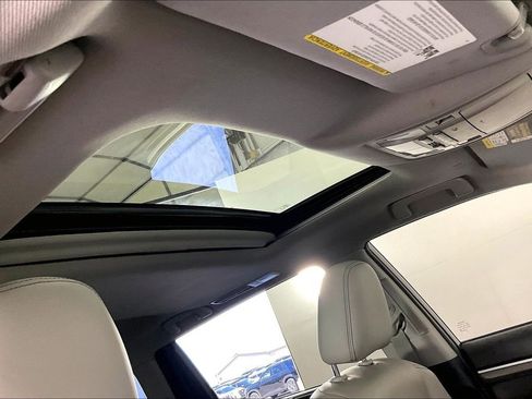 Used 2019 Toyota Highlander Limited image 23