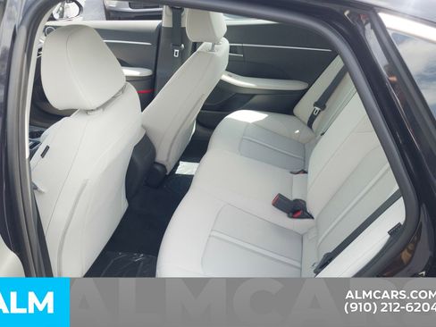 Used 2025 Hyundai Sonata SE image 17