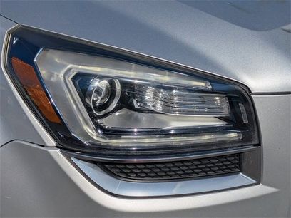 Used 2014 GMC Acadia SLE