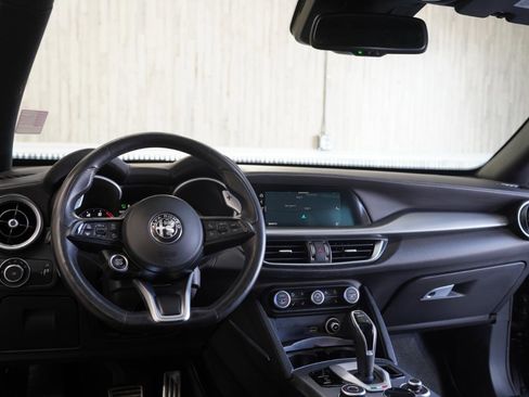 Used 2021 Alfa Romeo Stelvio Ti Sport image 11