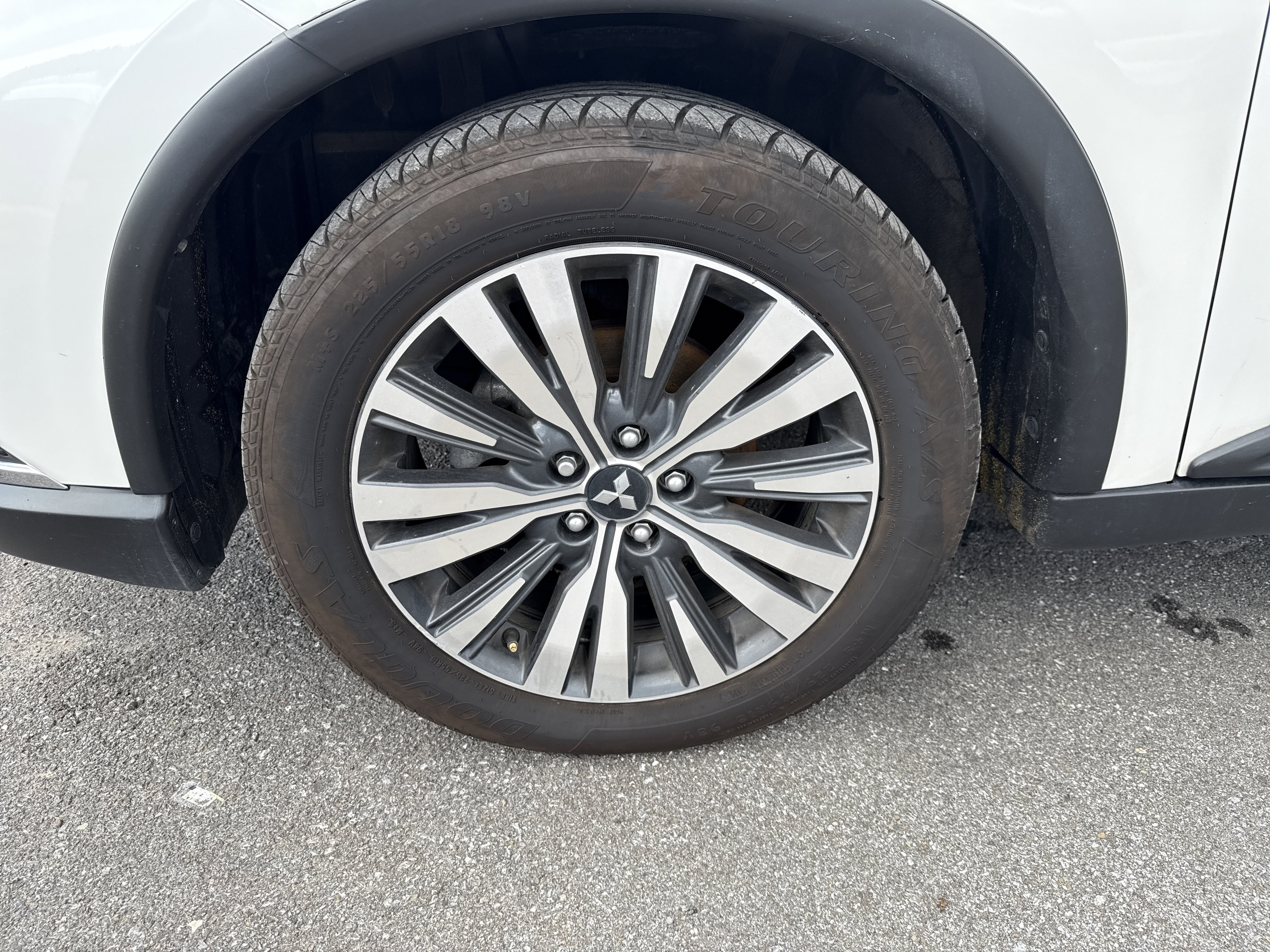 Used 2020 Mitsubishi Outlander ES AWD/4WD image 11