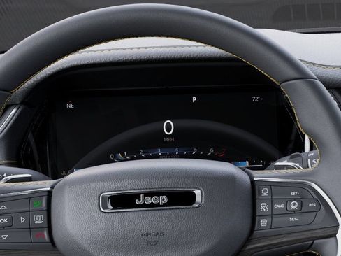 New 2026 Jeep Grand Cherokee Limited AWD/4WD image 17