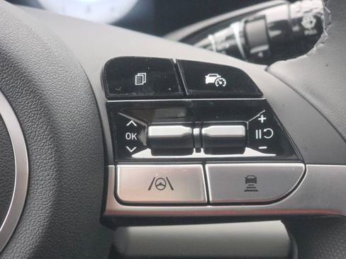 New 2026 Hyundai Elantra Limited FWD image 27