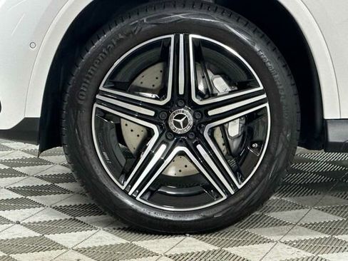 Certified 2025 Mercedes-Benz GLC 350e 4MATIC image 32