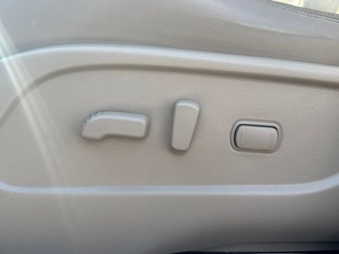 Used 2014 Nissan Murano LE w/ Platinum Edition Package image 33