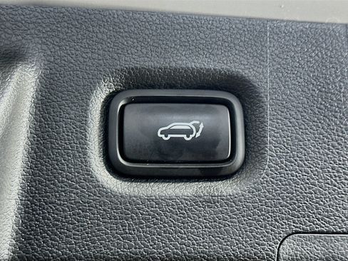 Used 2023 Hyundai Santa Fe SEL FWD image 31