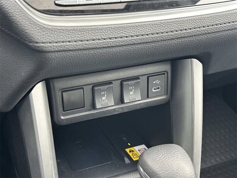 Certified 2023 Toyota Corolla Cross XLE w/ Convenience Package image 32