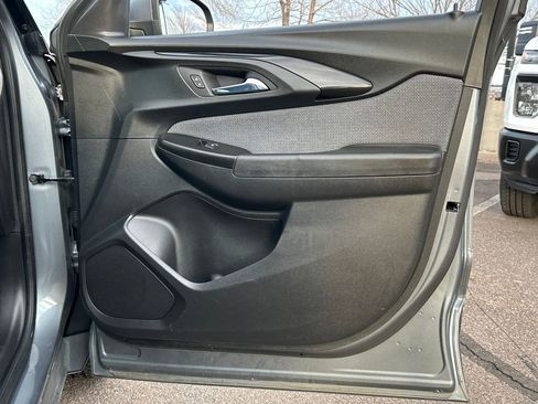 Used 2021 Chevrolet TrailBlazer LT image 23