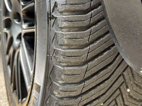 Used 2017 Porsche Cayenne GTS AWD/4WD image 12