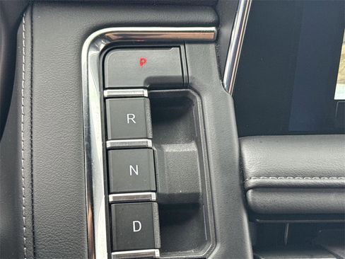 Used 2024 Chevrolet Tahoe LT image 14