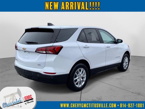 Used 2024 Chevrolet Equinox LS w/ LS Convenience Package image 3