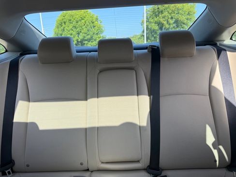 Used 2016 Honda Civic EX image 19