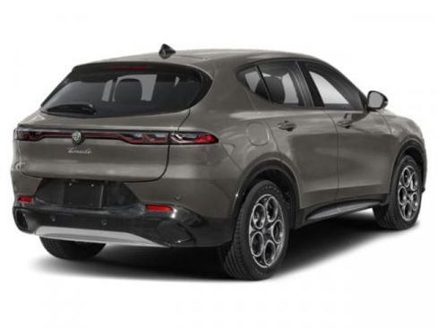 Used 2024 Alfa Romeo Tonale Ti w/ Active Assist Package image 2