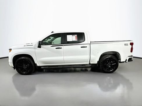 Used 2026 Chevrolet Silverado 1500 Custom w/ Turbomax Blackout Package RWD image 5