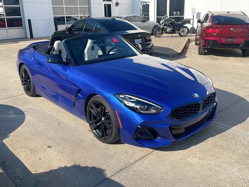 Used 2023 BMW Z4 sDrive30i w/ Premium Package RWD image 3
