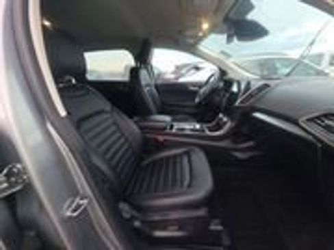 Used 2022 Ford Edge SEL w/ Convenience Package image 3