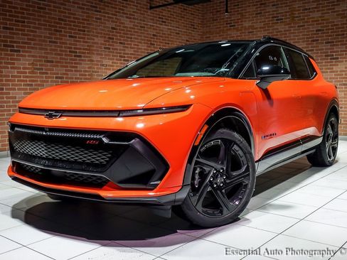 New 2026 Chevrolet Equinox EV RS image 2