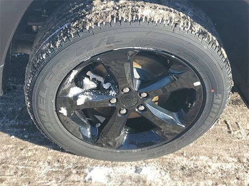 New 2025 Jeep Grand Cherokee L Altitude image 5