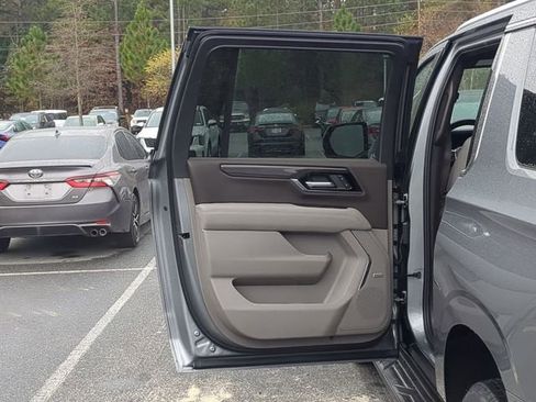 New 2026 GMC Yukon XL Elevation image 35
