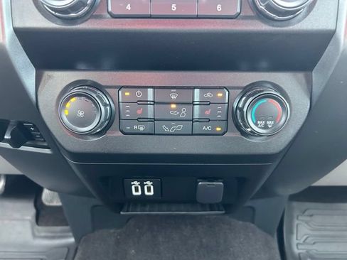 Used 2019 Ford F150 XLT w/ Equipment Group 302A Luxury AWD/4WD image 20