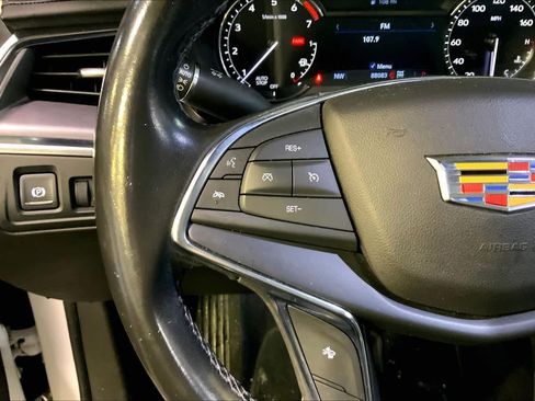 Used 2020 Cadillac XT5 Luxury image 23