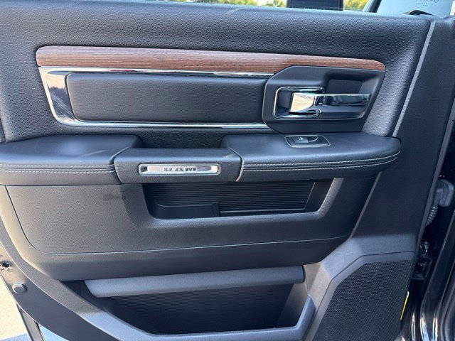 Used 2015 RAM 1500 Laramie w/ Convenience Group AWD/4WD image 25
