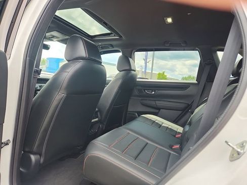 Used 2025 Honda CR-V Sport-L image 10