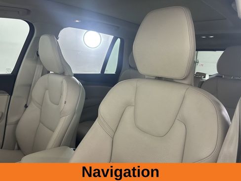 Used 2023 Volvo XC90 B5 Plus w/ Protection Package Premier AWD/4WD image 10