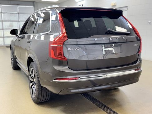 Used 2024 Volvo XC90 B5 Plus image 7