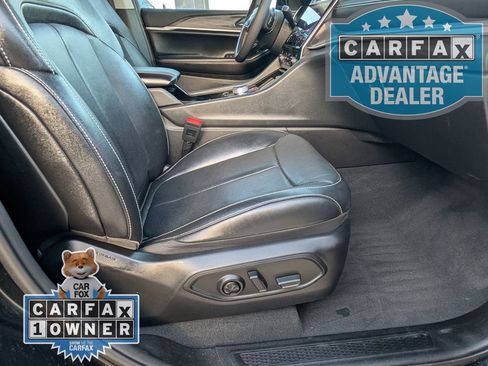 Used 2023 Jeep Grand Cherokee Limited w/ Luxury Tech Group II AWD/4WD image 27