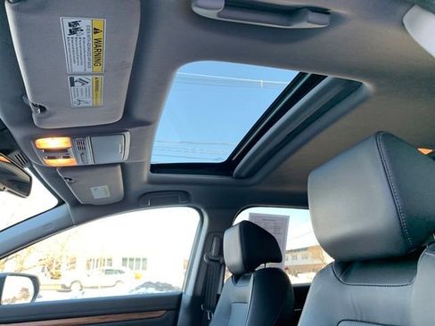 Used 2020 Honda CR-V Touring image 14