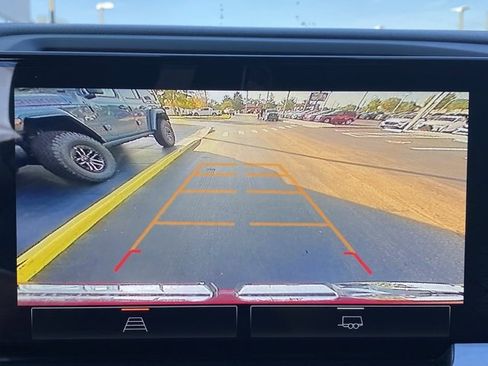 Used 2024 GMC Sierra 1500 Elevation image 20