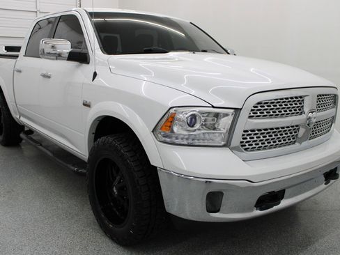 Used 2013 RAM 1500 Laramie w/ Convenience Group image 4
