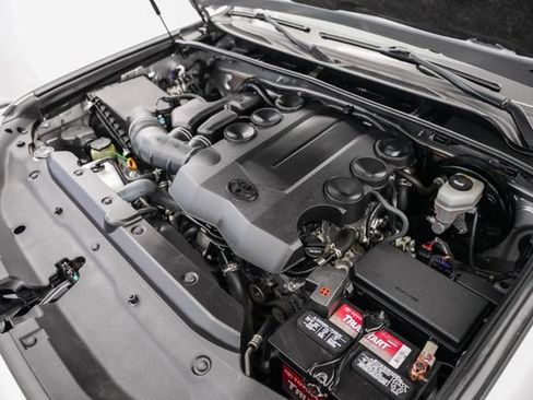 Used 2019 Toyota 4Runner SR5 RWD image 46